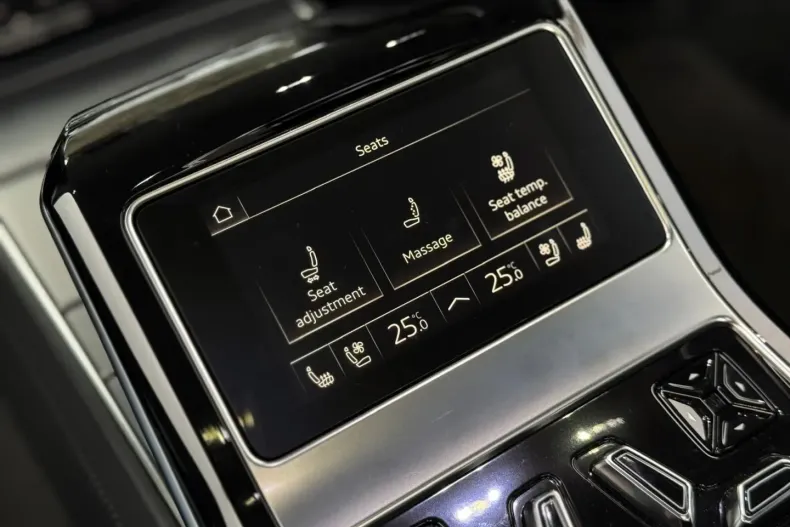 Audi A8 din 2022 cu 60.600 km - oferta AUD137349 - foto 19