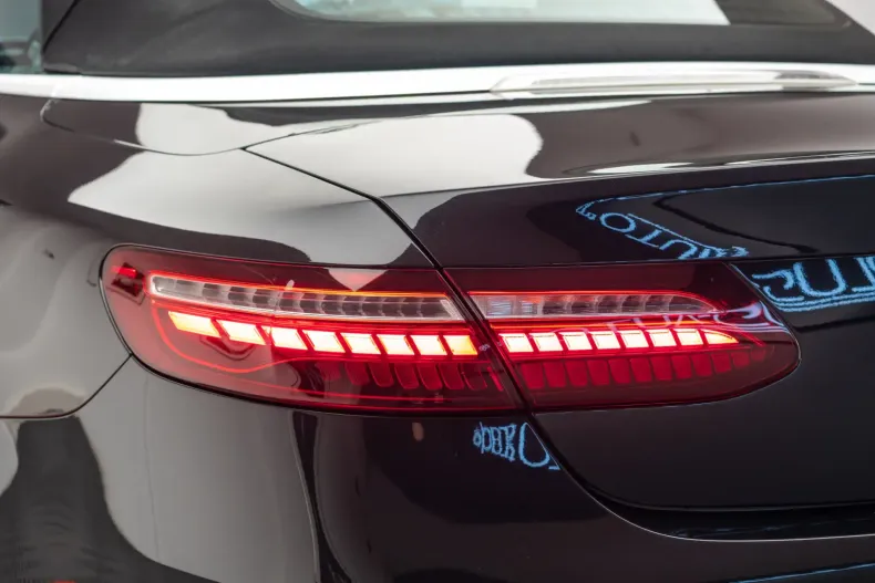 Mercedes-Benz E 220 din 2021 cu 57.039 km - oferta MER137353 - foto 10