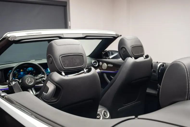 Mercedes-Benz E 220 din 2021 cu 57.039 km - oferta MER137353 - foto 20