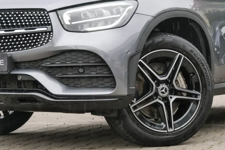 Mercedes-Benz GLC 300 din 2022 cu 45.500 km - oferta MER137359 - foto 5