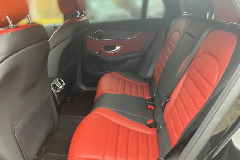 Mercedes-Benz GLC 300 din 2021 cu 36.243 km - oferta MER137360 - foto 7