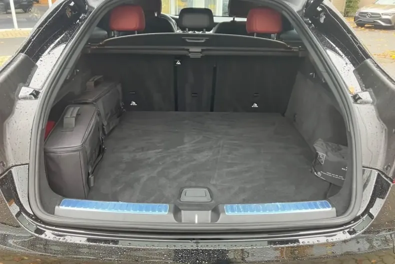 Mercedes-Benz GLC 300 din 2021 cu 36.243 km - oferta MER137360 - foto 11