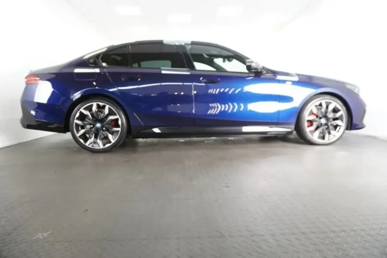 BMW 550 din 2024 cu 60.100 km - oferta BMW137366 - foto 6