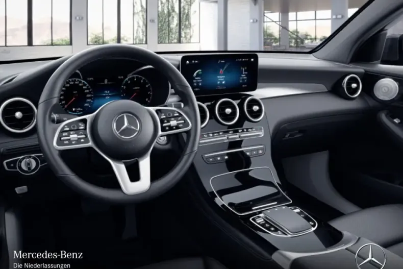 Mercedes-Benz GLC 300 din 2021 cu 47.259 km - oferta MER137373 - foto 8