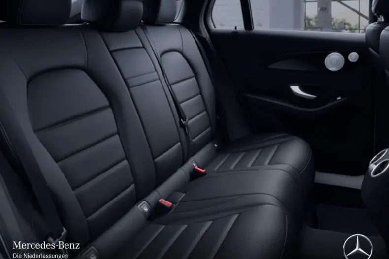 Mercedes-Benz GLC 300 din 2021 cu 47.259 km - oferta MER137373 - foto 11