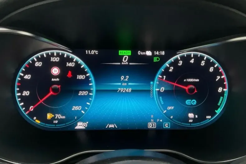 Mercedes-Benz GLC 300 din 2021 cu 79.300 km - oferta MER137375 - foto 5