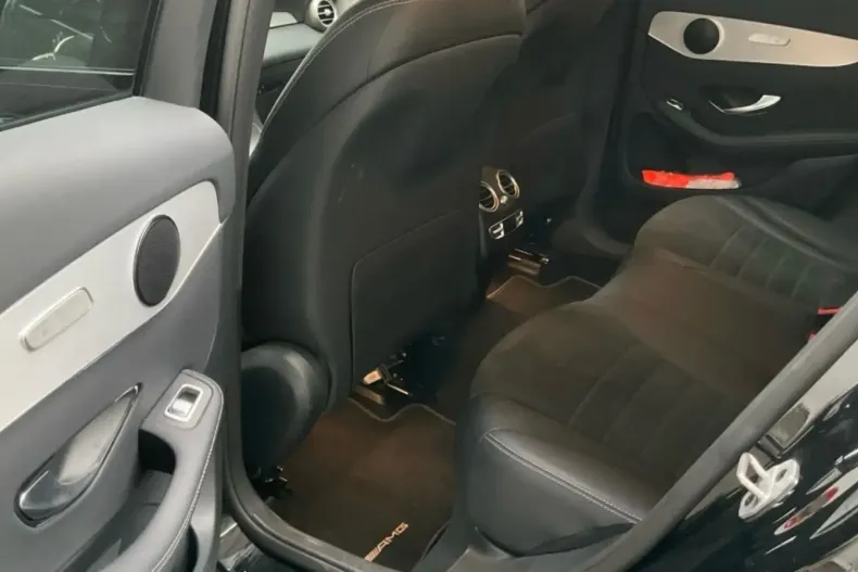 Mercedes-Benz GLC 300 din 2021 cu 79.300 km - oferta MER137375 - foto 7
