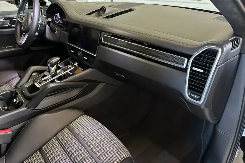 Porsche Cayenne din 2022 cu 73.500 km - oferta POR137378 - foto 8