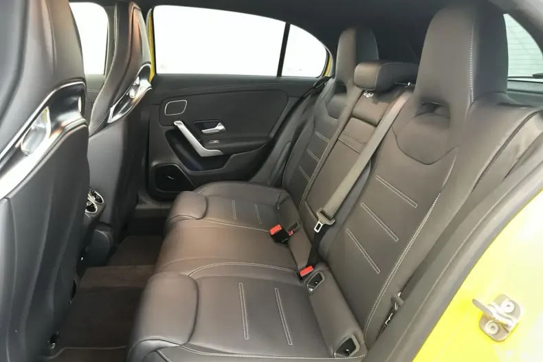 Mercedes-Benz A 45 AMG din 2023 cu 33.689 km - oferta MER137382 - foto 13