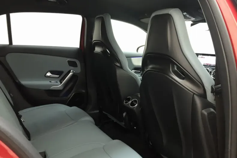 Mercedes-Benz A 45 AMG din 2023 cu 3.100 km - oferta MER137399 - foto 17