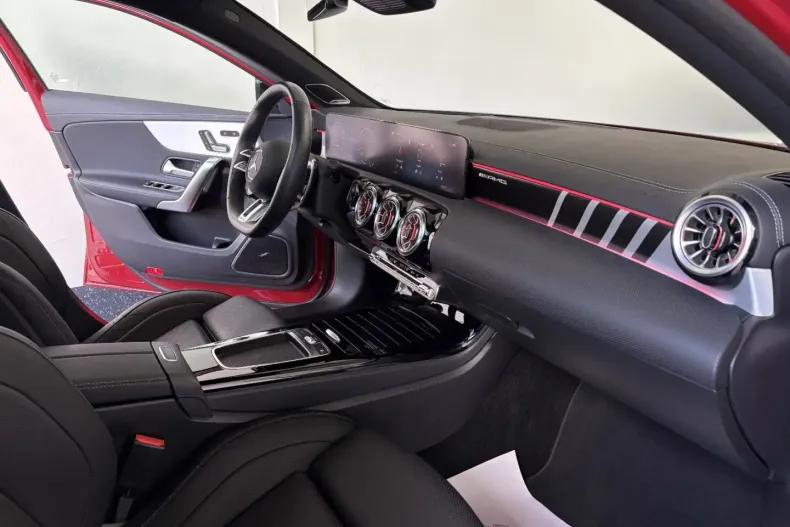 Mercedes-Benz A 45 AMG din 2023 cu 19.932 km - oferta MER137400 - foto 11