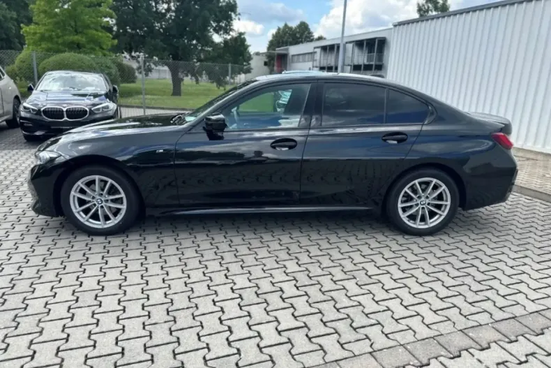 BMW 320 din 2024 cu 24.671 km - oferta BMW137401 - foto 3