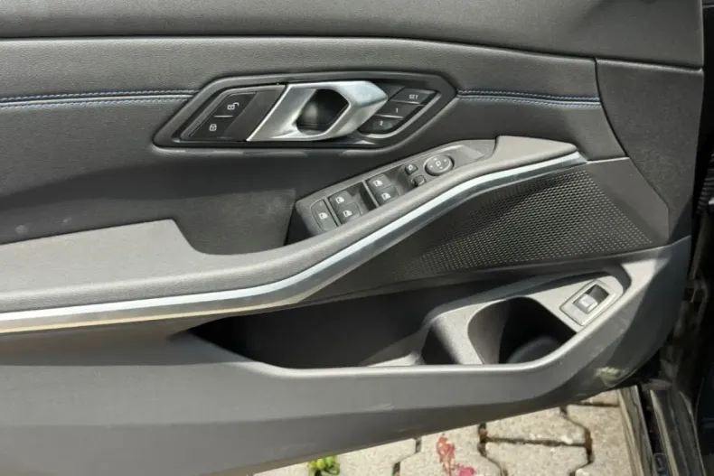 BMW 320 din 2024 cu 24.671 km - oferta BMW137401 - foto 9