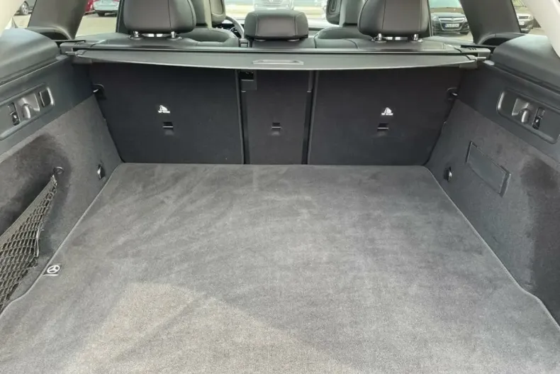 Mercedes-Benz GLC 200 din 2024 cu 10.681 km - oferta MER137403 - foto 19