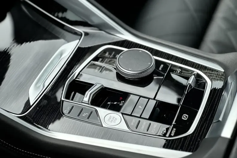 BMW X6 din 2024 cu 10.600 km - oferta BMW137434 - foto 12