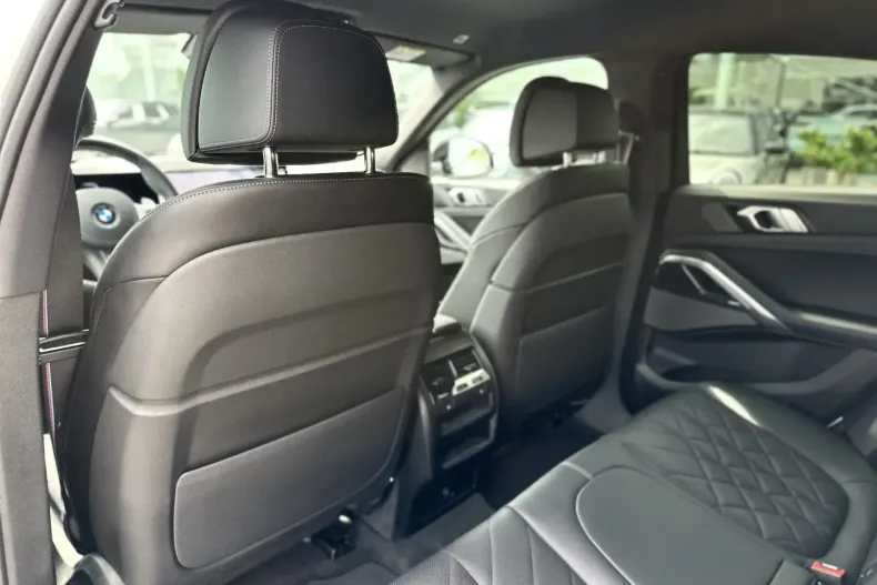 BMW X6 din 2024 cu 10.600 km - oferta BMW137434 - foto 14