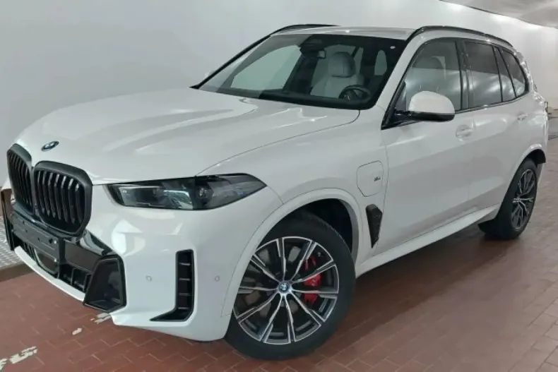 BMW X5 din 2023 cu 39.000 km - oferta BMW137445 - foto 1