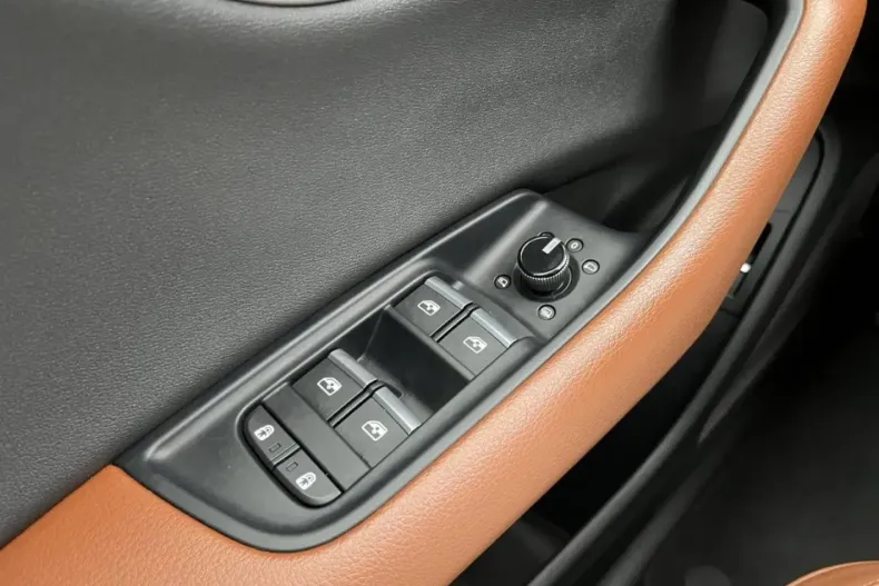 Audi Q8 din 2022 cu 48.600 km - oferta AUD137453 - foto 10