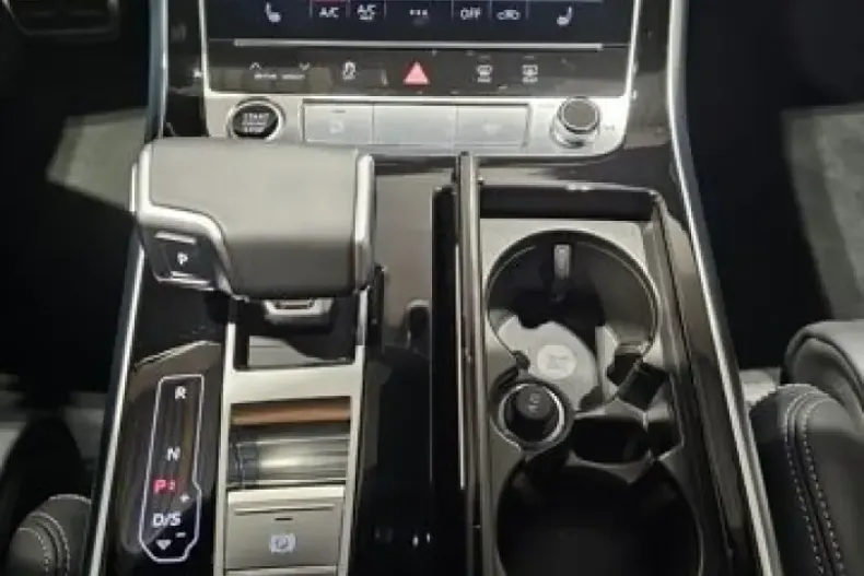 Audi Q7 din 2025 cu 19.932 km - oferta AUD137460 - foto 17