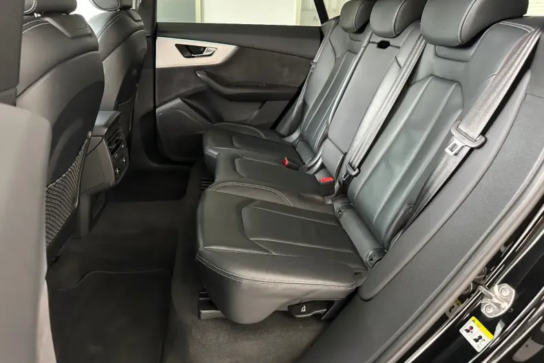 Audi Q8 din 2022 cu 71.941 km - oferta AUD137464 - foto 9