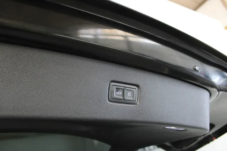 Audi Q7 din 2022 cu 43.237 km - oferta AUD137477 - foto 21