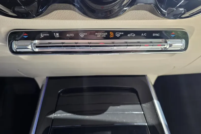 Mercedes-Benz GLB 250 din 2021 cu 76.064 km - oferta MER137488 - foto 14