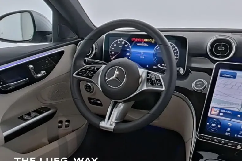 Mercedes-Benz C 300 din 2022 cu 11.834 km - oferta MER137493 - foto 4