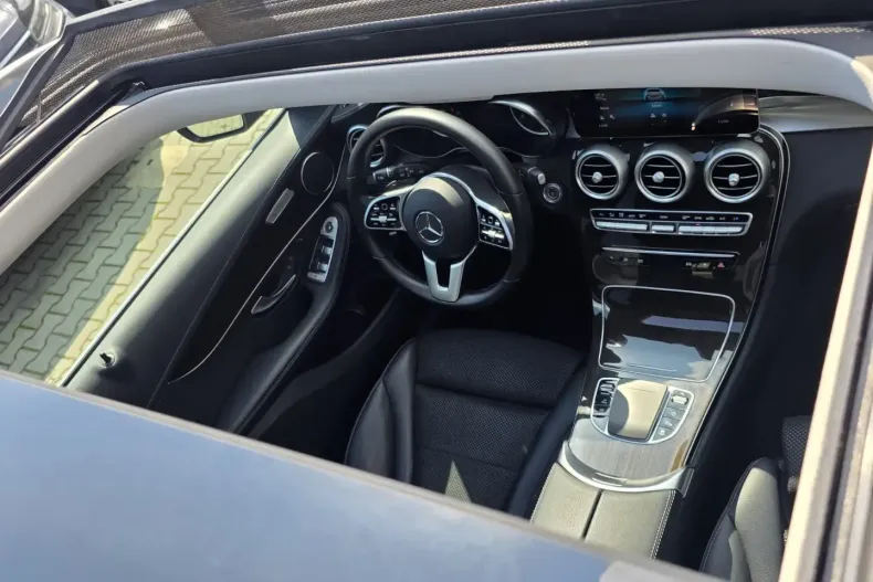 Mercedes-Benz GLC 220 din 2021 cu 56.933 km - oferta MER137495 - foto 5