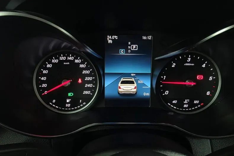 Mercedes-Benz GLC 220 din 2021 cu 56.933 km - oferta MER137495 - foto 15