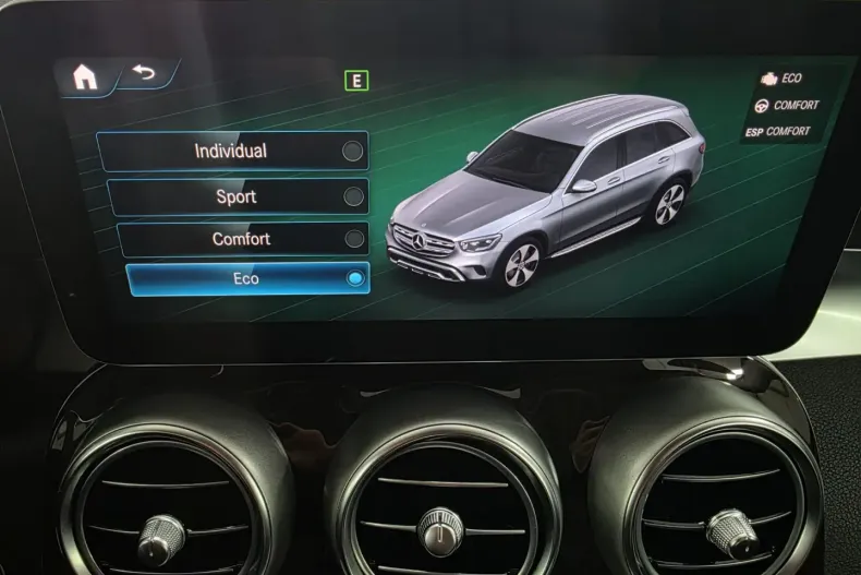 Mercedes-Benz GLC 220 din 2021 cu 56.933 km - oferta MER137495 - foto 25