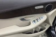 Mercedes-Benz GLC 220 din 2020 cu 42.131 km - oferta MER137497 - foto 2