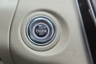 Mercedes-Benz GLC 220 din 2020 cu 42.131 km - oferta MER137497 - foto 4