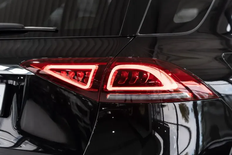 Mercedes-Benz GLE 400 din 2020 cu 76.818 km - oferta MER137501 - foto 13