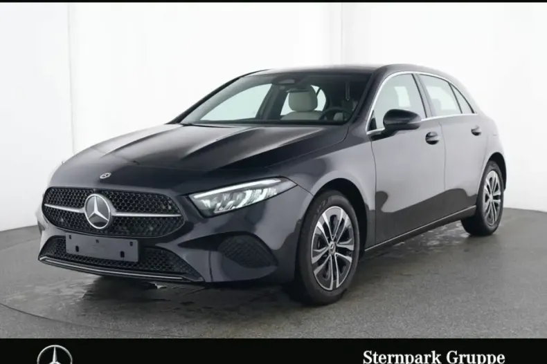 Mercedes-Benz A 250 din 2024 cu 6.500 km - oferta MER137504 - foto 1