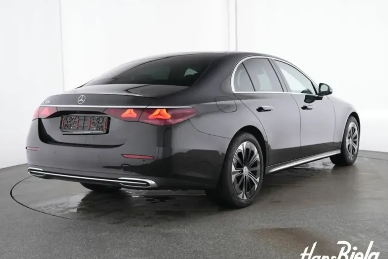 Mercedes-Benz E 300 din 2024 cu 6.001 km - oferta MER137506 - foto 2