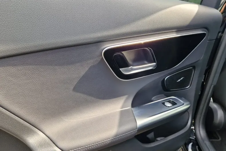 Mercedes-Benz C 220 din 2022 cu 49.012 km - oferta MER137510 - foto 11