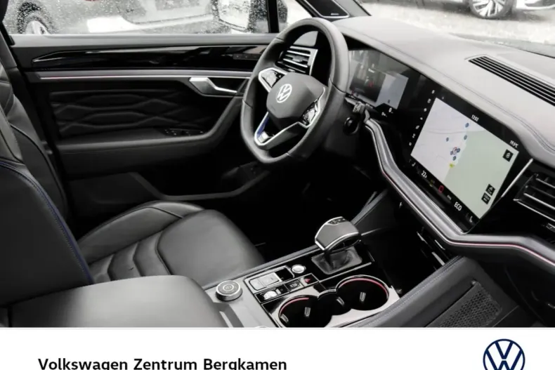 Volkswagen Touareg din 2024 cu 30.209 km - oferta VOL137520 - foto 5