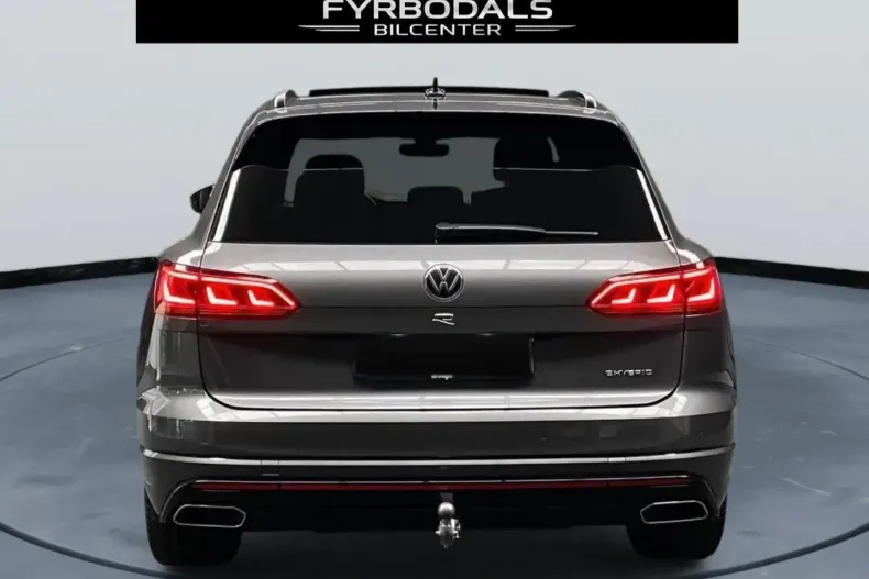 Volkswagen Touareg din 2023 cu 44.000 km - oferta VOL137521 - foto 10