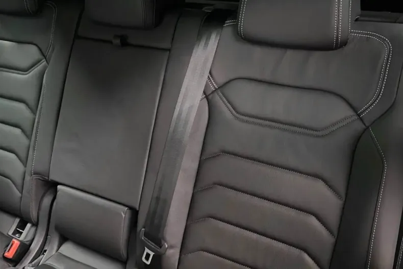 Volkswagen Touareg din 2023 cu 44.000 km - oferta VOL137521 - foto 21