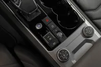 Volkswagen Touareg din 2023 cu 44.000 km - oferta VOL137521 - foto 33