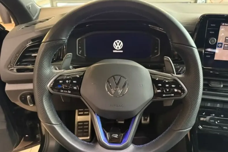 Volkswagen T-Roc din 2024 cu 13.500 km - oferta VOL137532 - foto 8