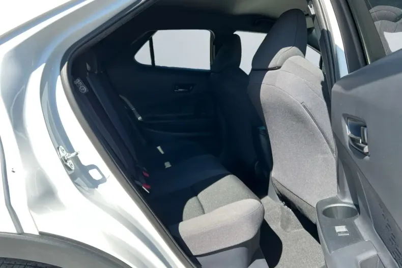 Toyota C-HR din 2024 cu 33.700 km - oferta TOY137538 - foto 17