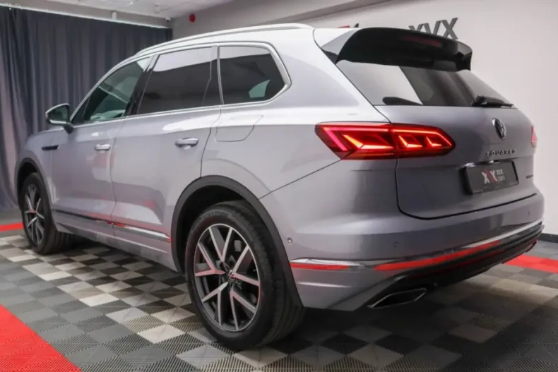 Volkswagen Touareg din 2021 cu 87.666 km - oferta VOL137539 - foto 5