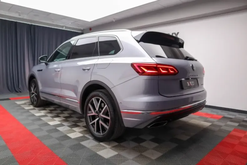 Volkswagen Touareg din 2021 cu 87.666 km - oferta VOL137539 - foto 13