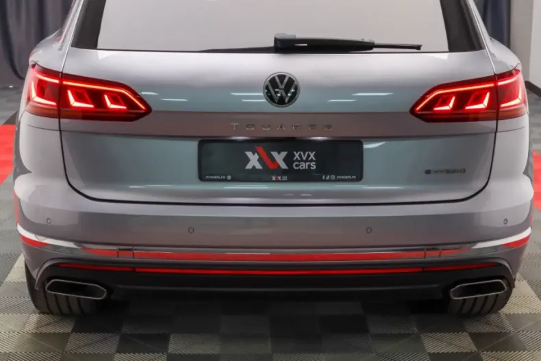 Volkswagen Touareg din 2021 cu 87.666 km - oferta VOL137539 - foto 16