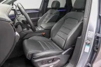 Volkswagen Touareg din 2021 cu 87.666 km - oferta VOL137539 - foto 34