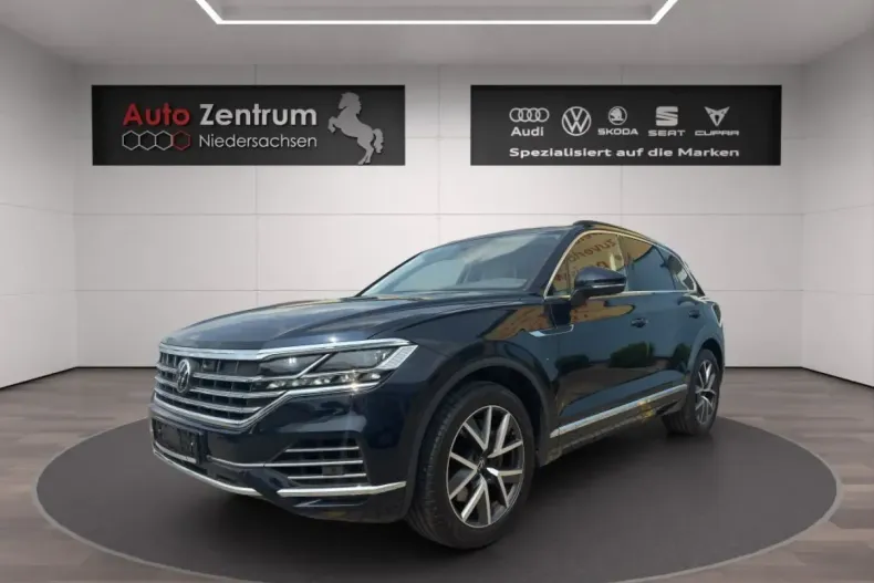 Volkswagen Touareg din 2022 cu 53.554 km - oferta VOL137557 - foto 3