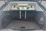 Volkswagen Touareg din 2022 cu 53.554 km - oferta VOL137557 - foto 6