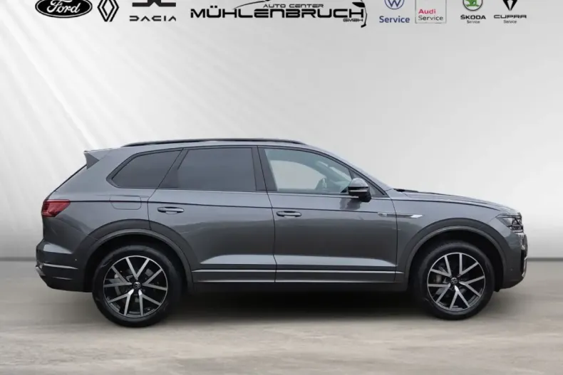 Volkswagen Touareg din 2021 cu 68.709 km - oferta VOL137558 - foto 4