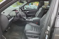 Volkswagen Touareg din 2021 cu 68.709 km - oferta VOL137558 - foto 10